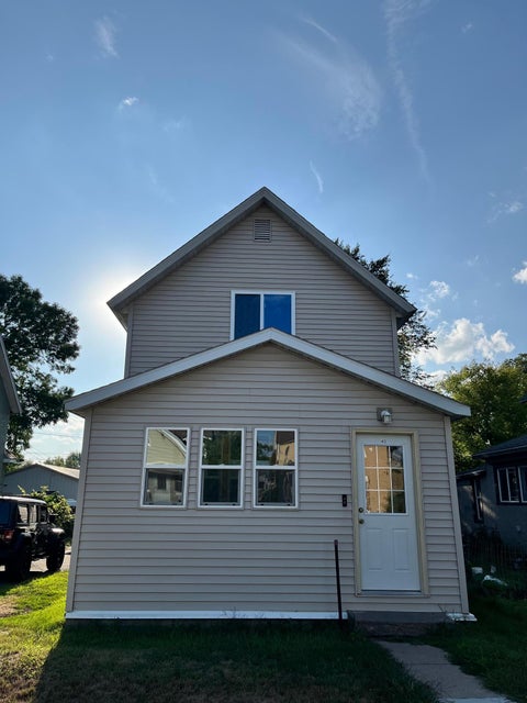 Homes For Sale - 413 4th Street<br/> Little Falls, MN 56345