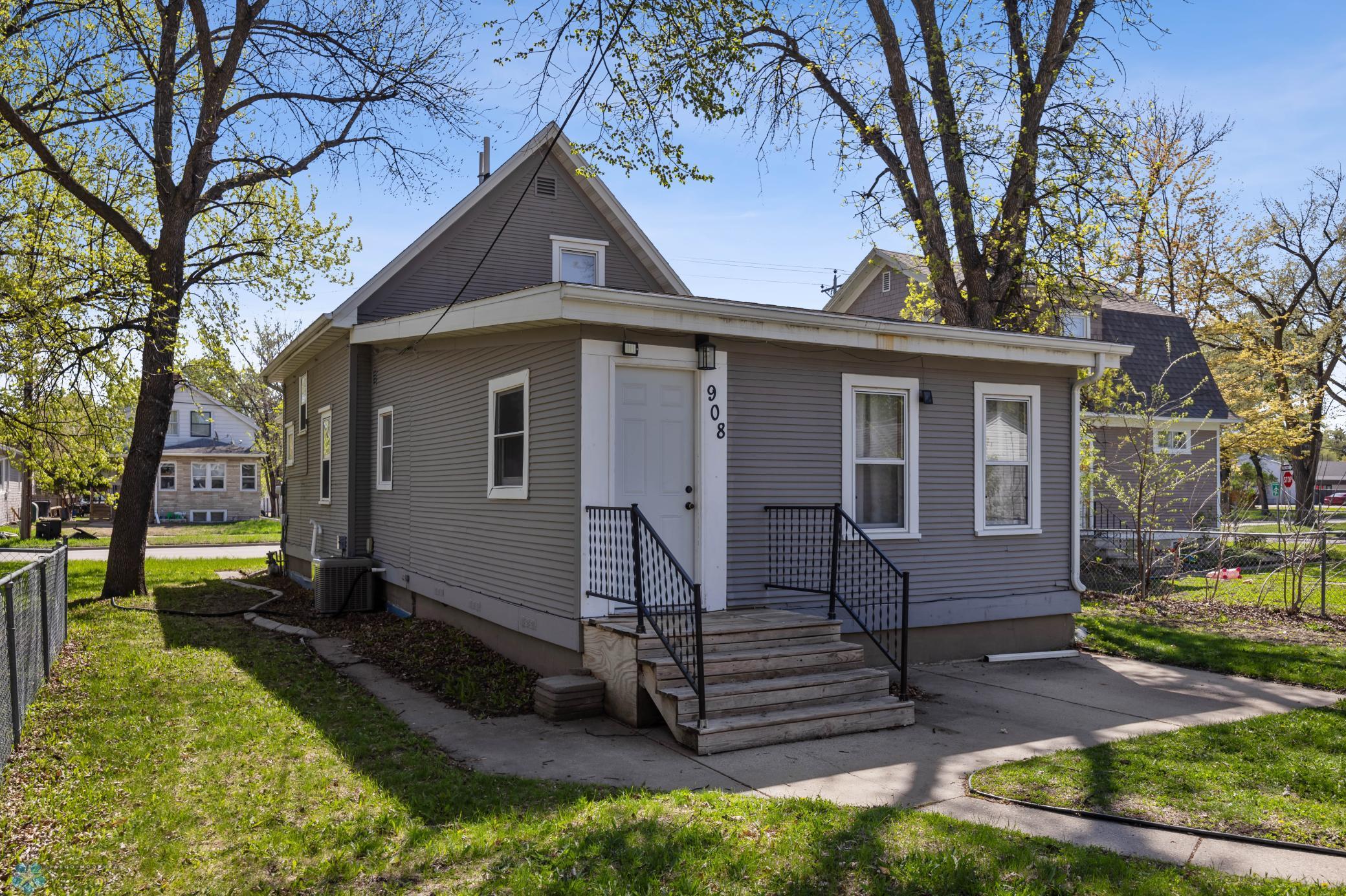 908 University Drive, Fargo, North Dakota image 20