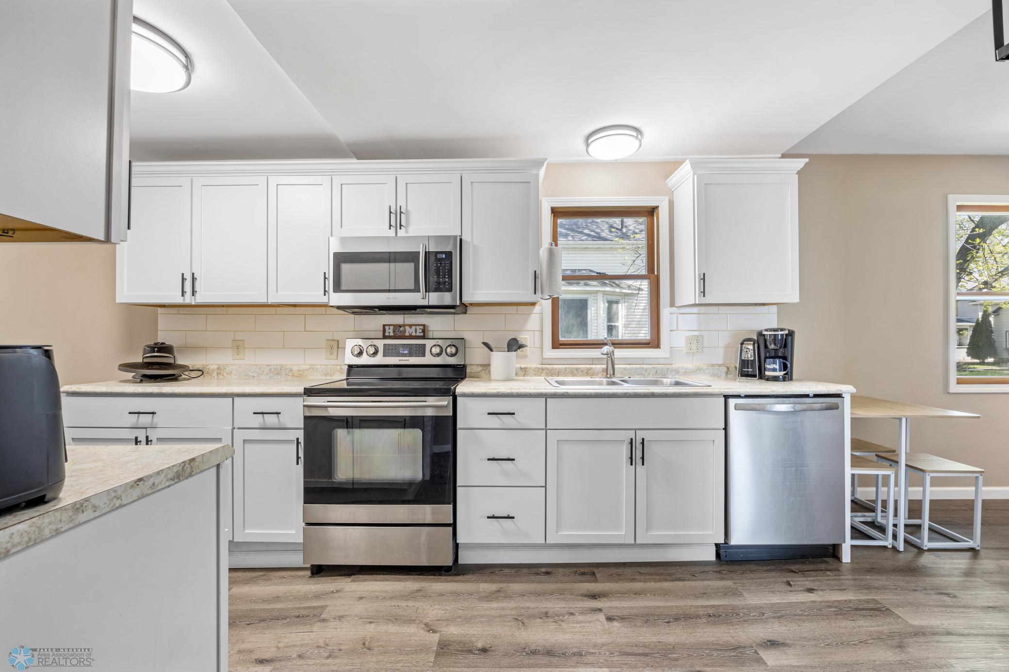 908 University Drive, Fargo, North Dakota image 11