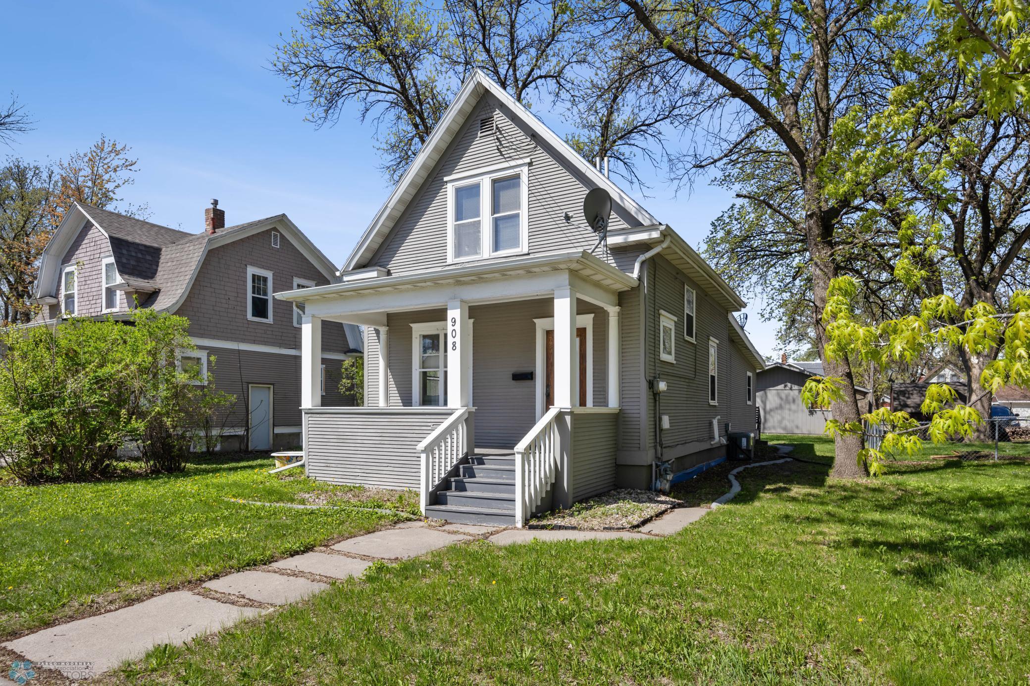908 University Drive, Fargo, North Dakota image 1