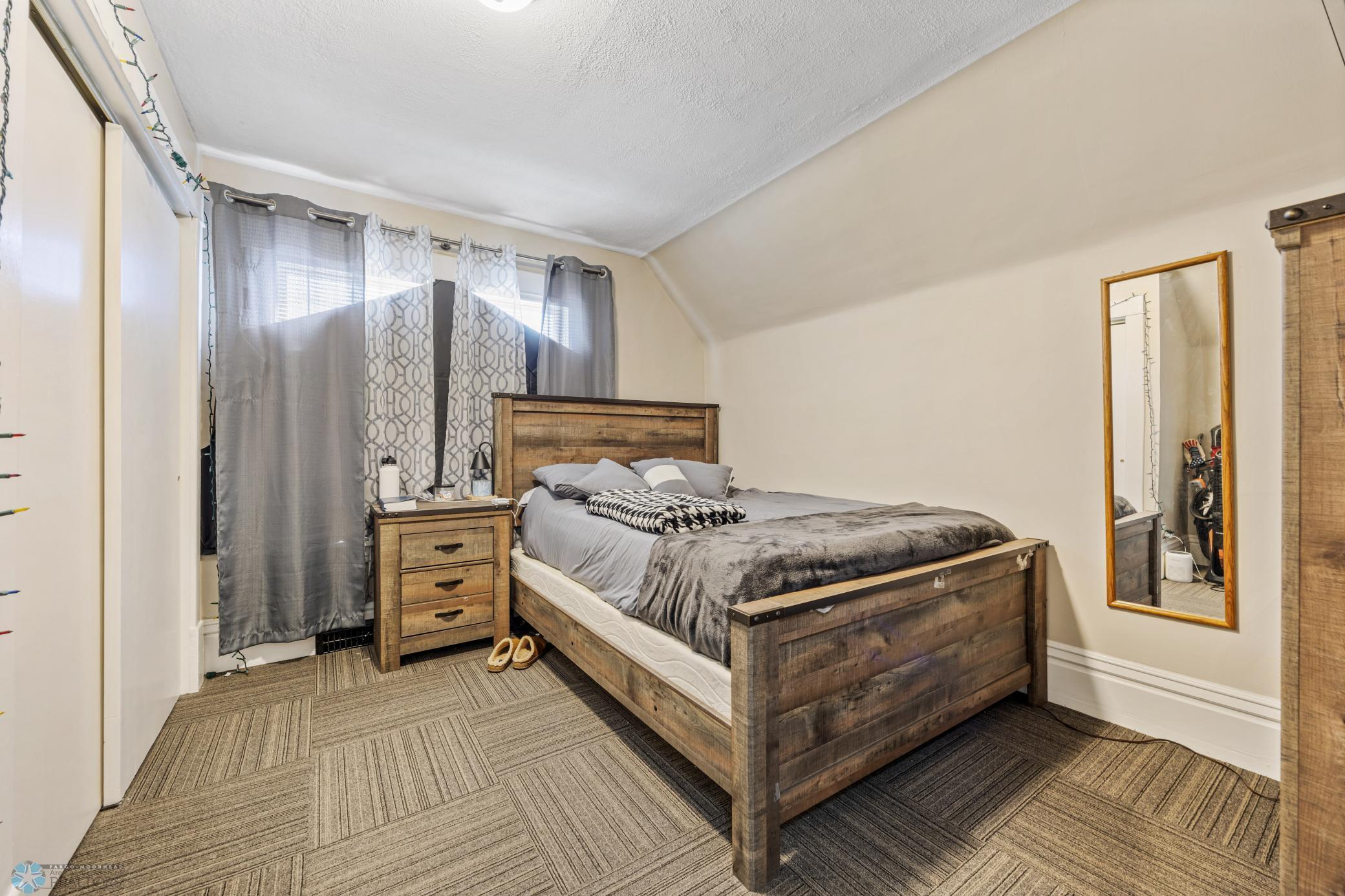 908 University Drive, Fargo, North Dakota image 14