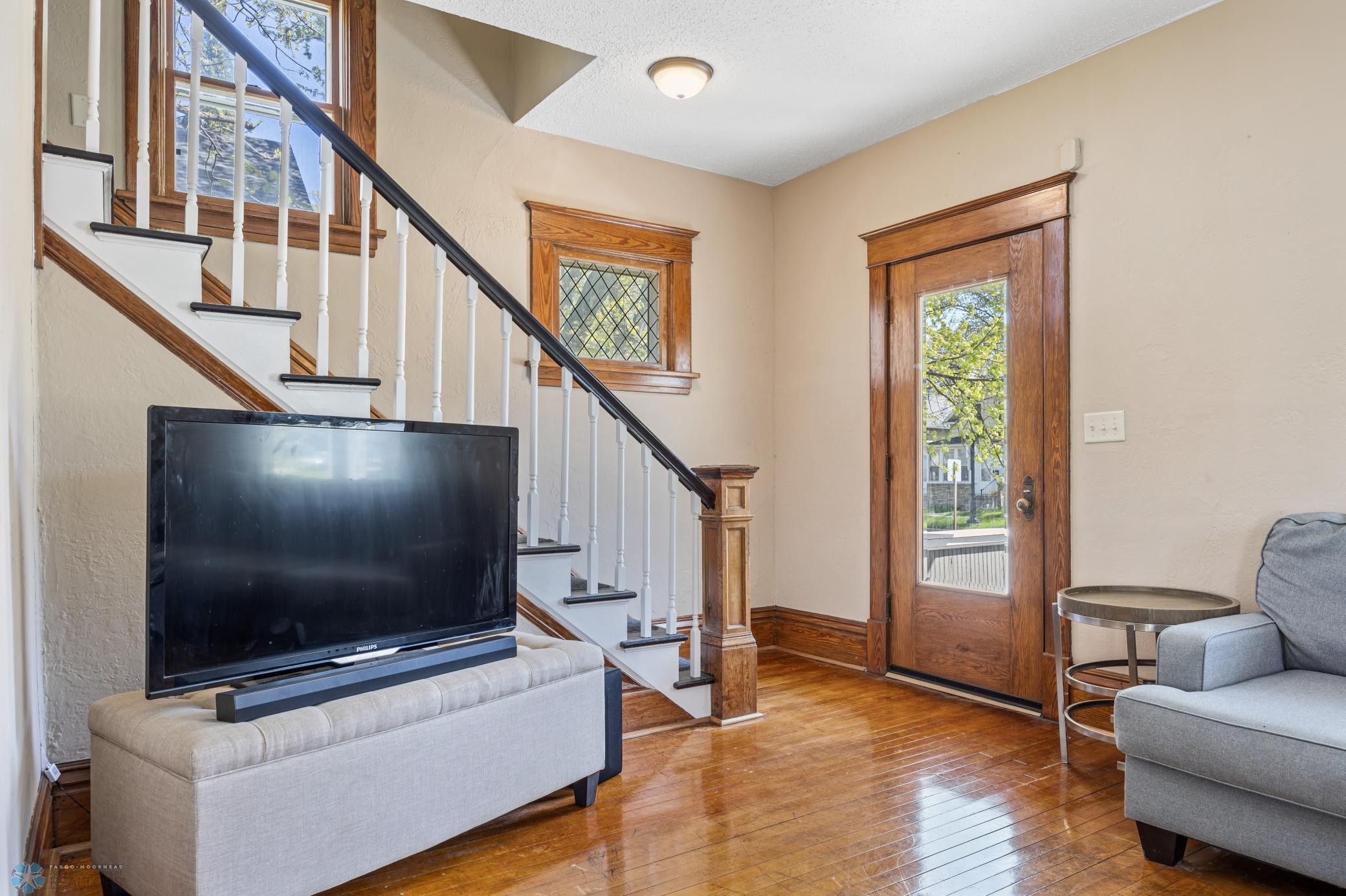 908 University Drive, Fargo, North Dakota image 3