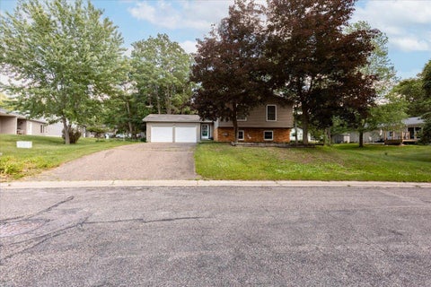 Homes For Sale - 1122 Jerry Avenue<br/> Pepin County, Durand, WI 54736