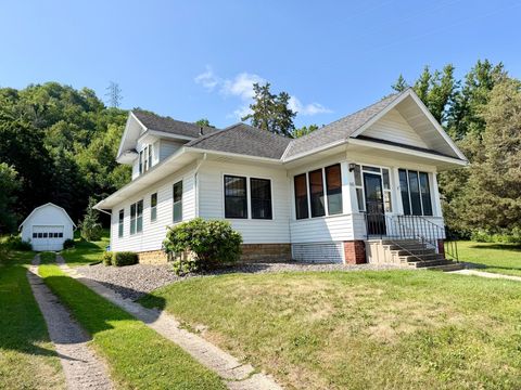 Homes For Sale - 521 E 7th Street<br/> Goodhue County, Red Wing, MN 55066