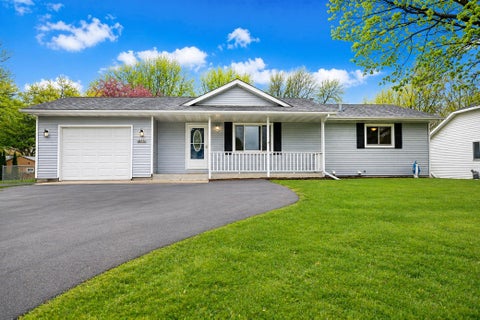Homes For Sale - 375 Arglen Drive<br/> Steele County, Owatonna, MN 55060