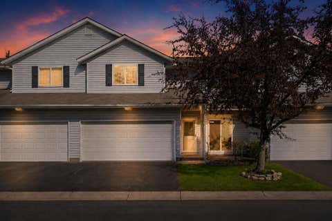 Townhouse For Sale - 634 Roundhouse Street<br/> Shakopee, MN 55379