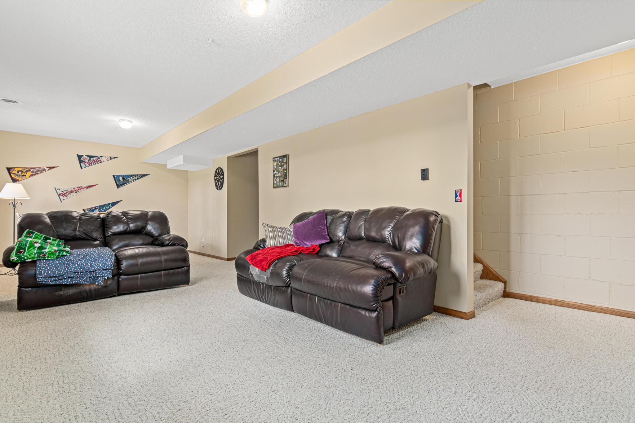 6841 Benton Circle, Inver Grove Heights, Minnesota image 27