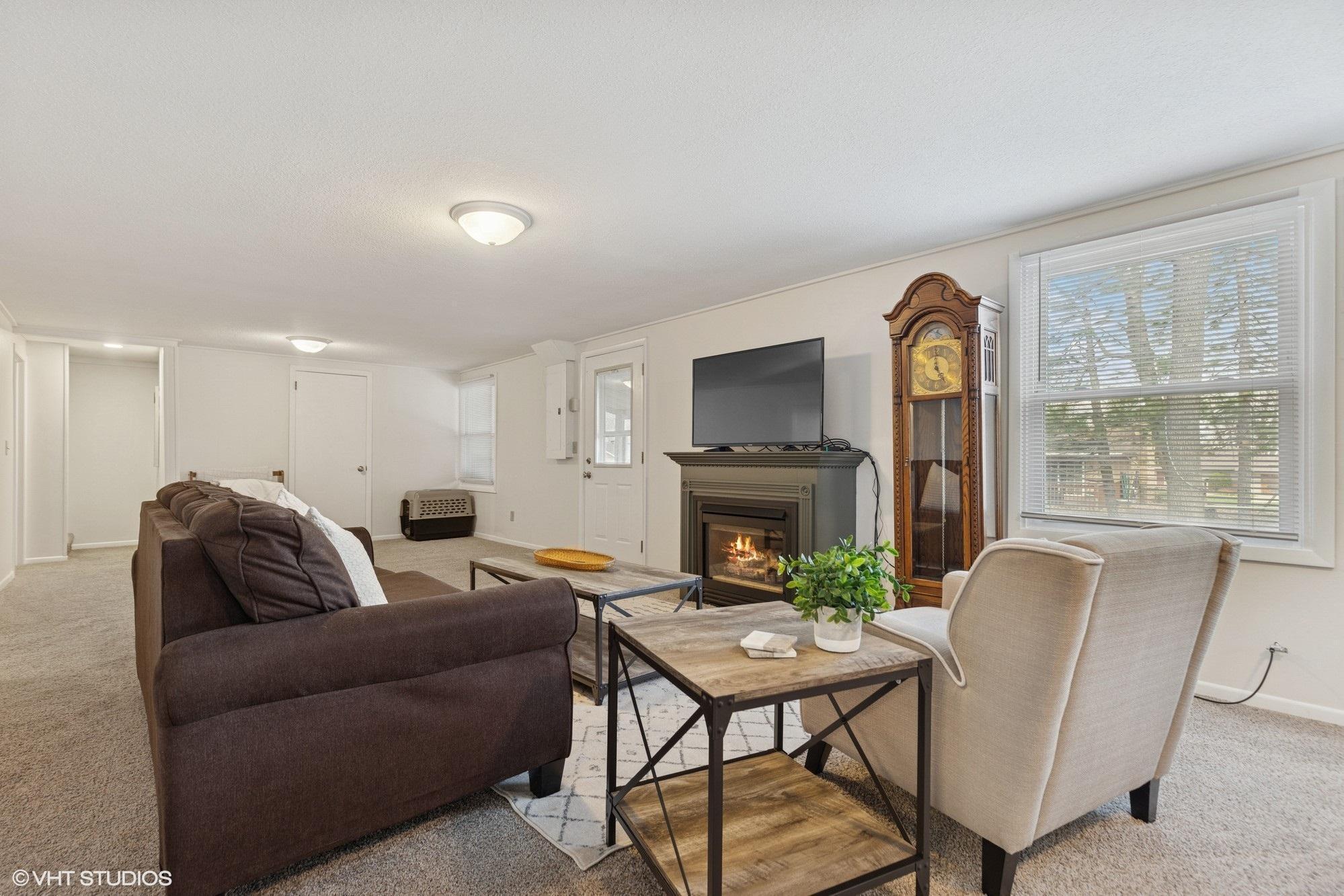 3208 Highland Drive, Burnsville, Minnesota image 28