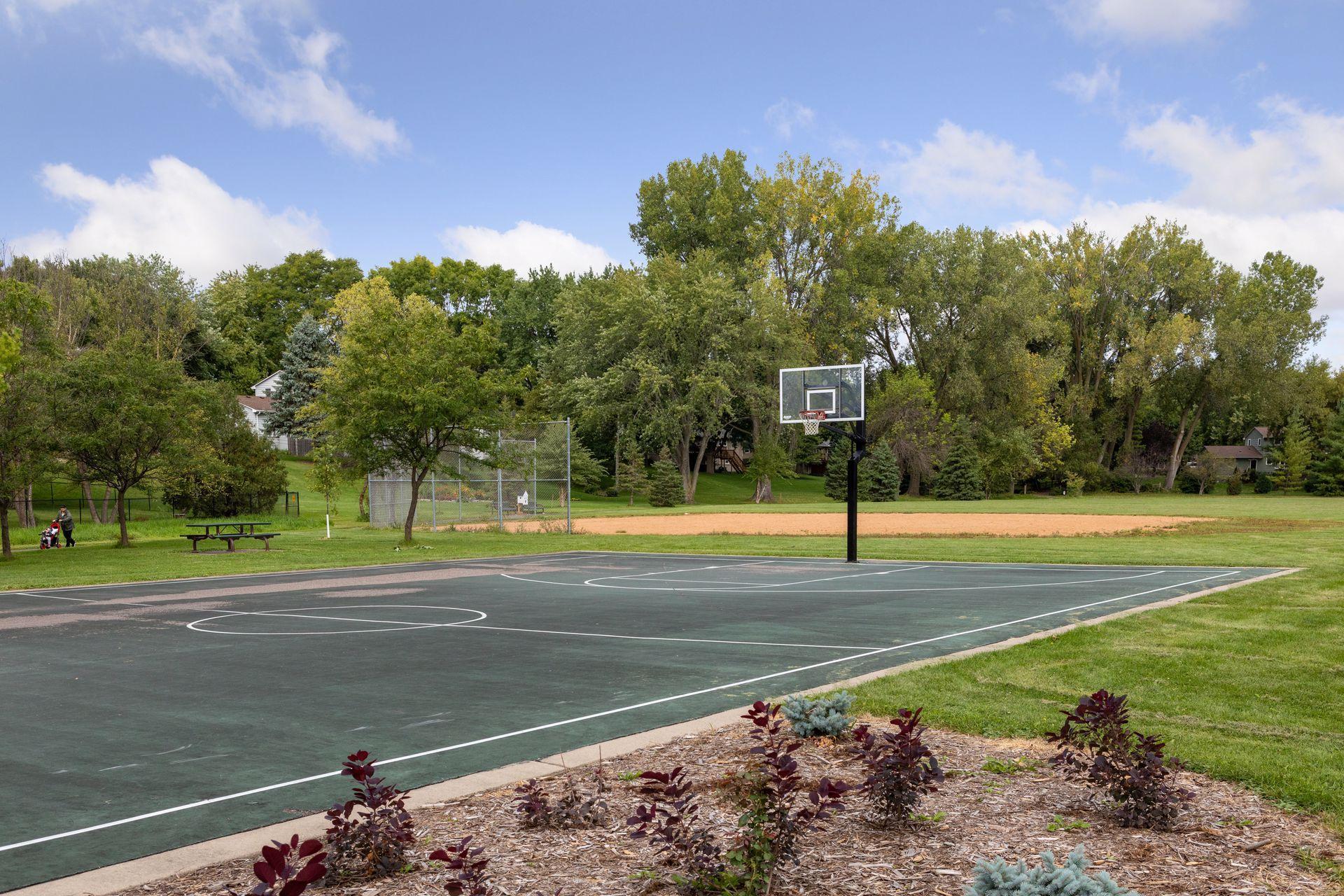 5240 Birch Road, Minnetonka, Minnesota image 39