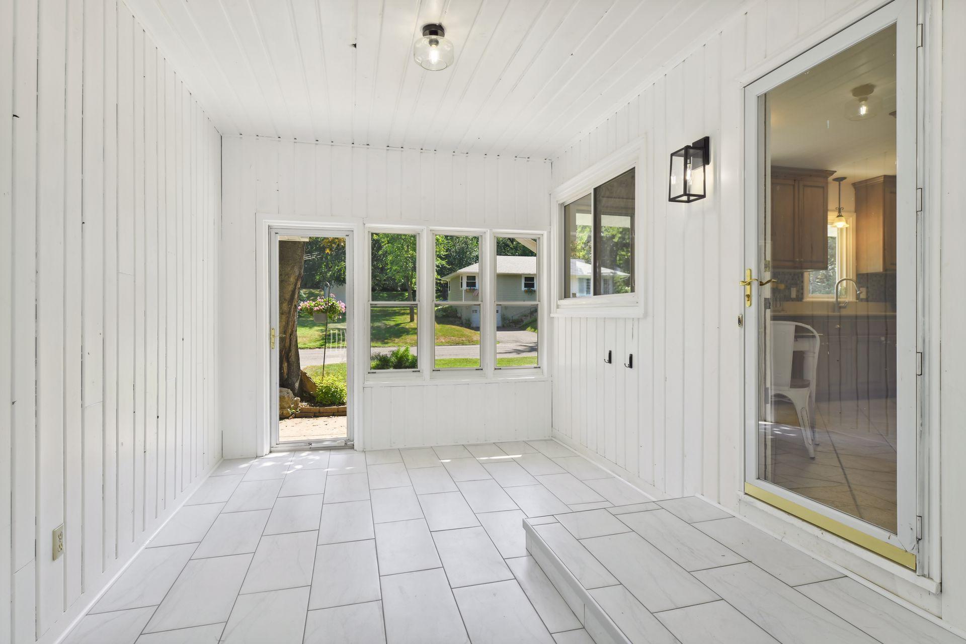 5240 Birch Road, Minnetonka, Minnesota image 24