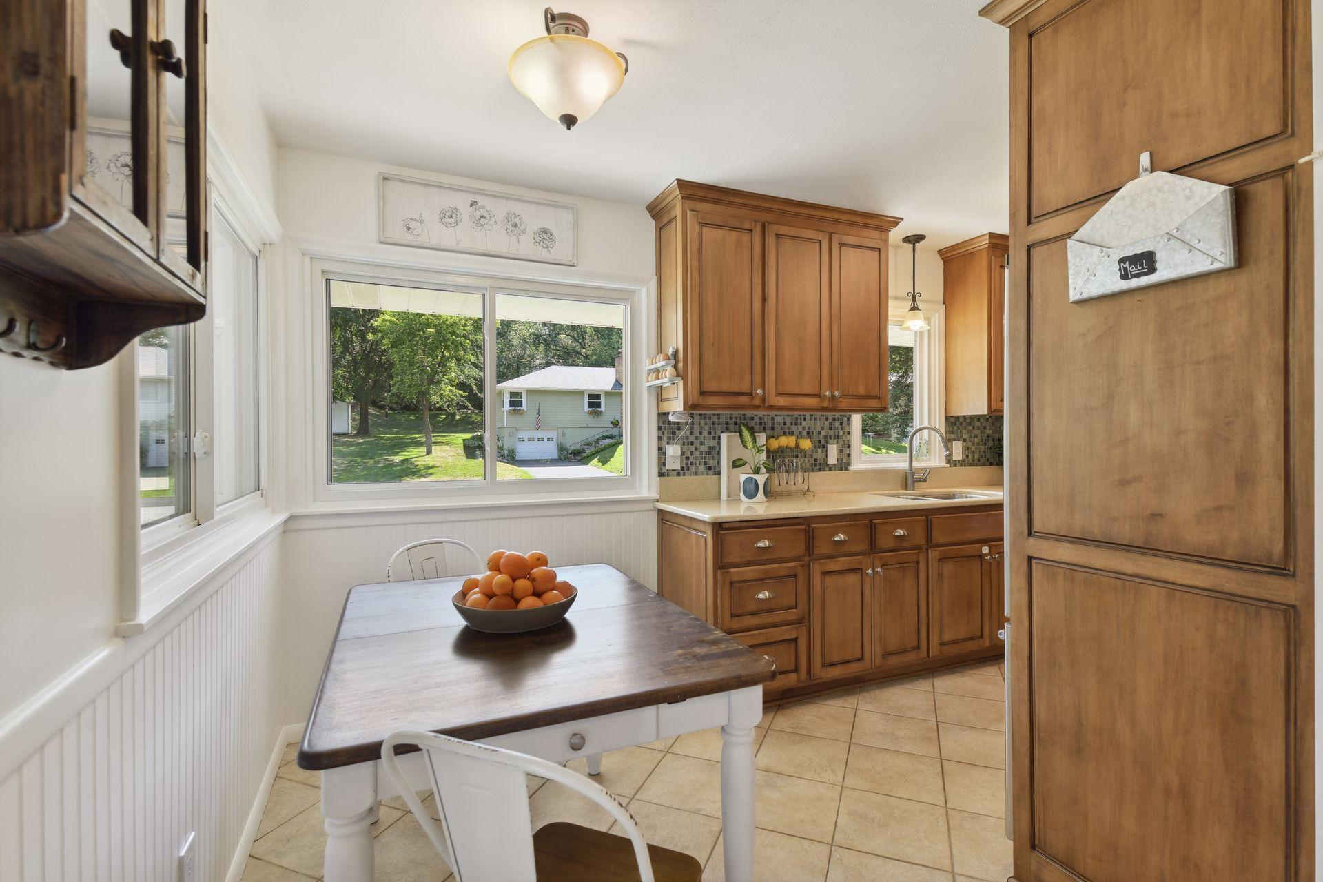 5240 Birch Road, Minnetonka, Minnesota image 10