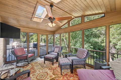 Homes For Sale - 5512 Hillside Court<br/> Edina, MN 55439