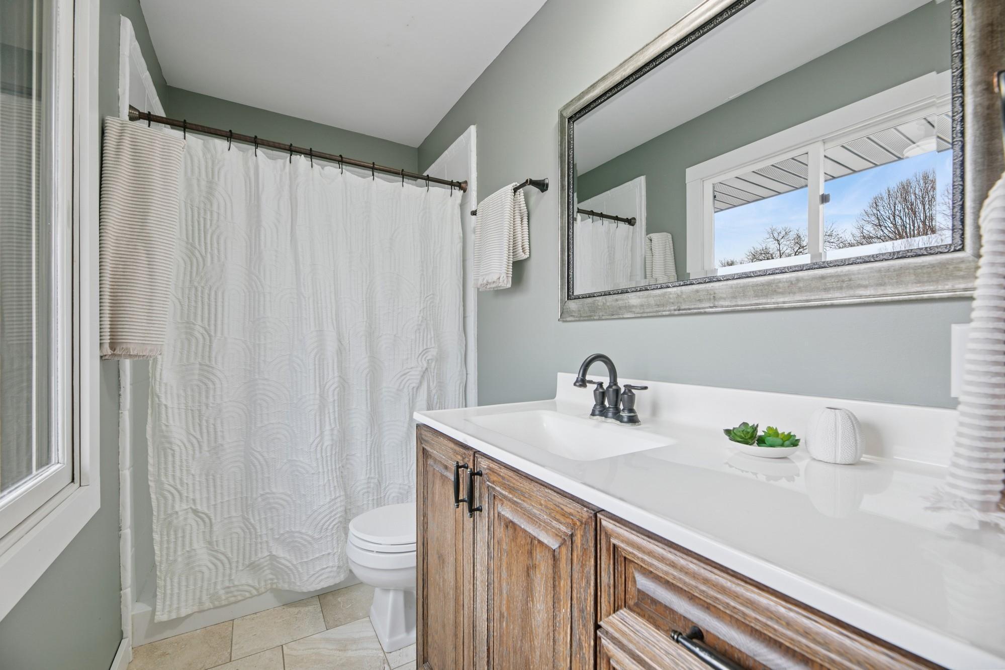 3870 Harbor Lane, Plymouth, Minnesota image 23