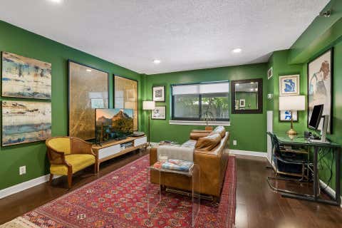 Condo For Sale - 3131 Excelsior Boulevard<br/> Minneapolis, MN 55416