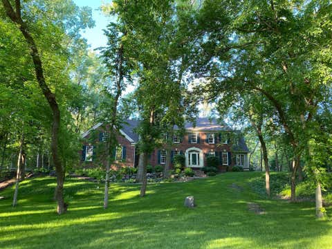 Homes For Sale - 805 Midwest Trail Court<br/> Lake Elmo, MN 55042