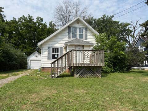 Homes For Sale - 305 1st Avenue<br/> Dodge County, Dodge Center, MN 55927