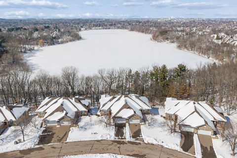 Townhouse For Sale - 10420 Lancaster Lane<br/> Washington County, Saint Paul, MN 55129