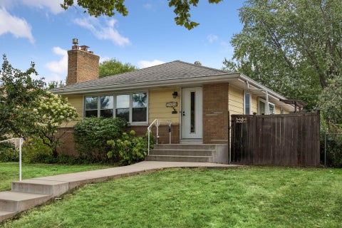 Homes For Sale - 2814 Irving Avenue<br/> Hennepin County, Minneapolis, MN 55411