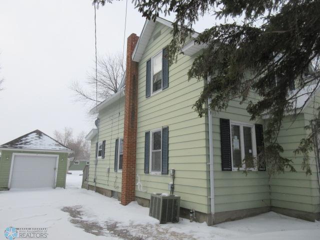 Sabin, Minnesota 56580, United States, 3 Bedrooms Bedrooms, ,2 BathroomsBathrooms,Residential,Pending,60058