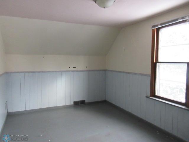 Sabin, Minnesota 56580, United States, 3 Bedrooms Bedrooms, ,2 BathroomsBathrooms,Residential,Pending,60058