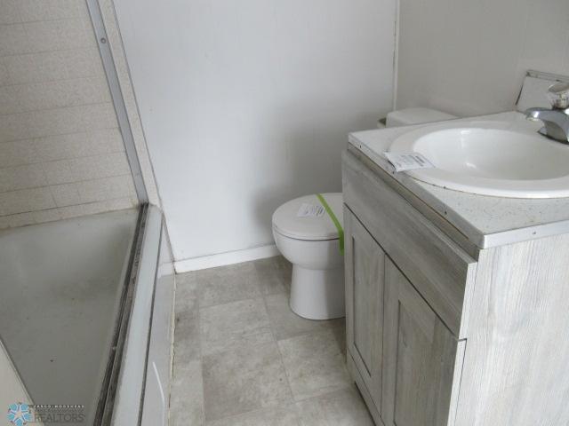 Sabin, Minnesota 56580, United States, 3 Bedrooms Bedrooms, ,2 BathroomsBathrooms,Residential,Pending,60058