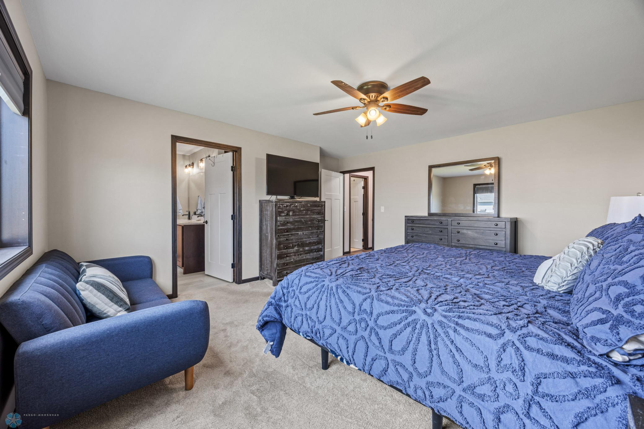 Horace, North Dakota 58047, United States, 4 Bedrooms Bedrooms, ,3 BathroomsBathrooms,Residential,Active,213587