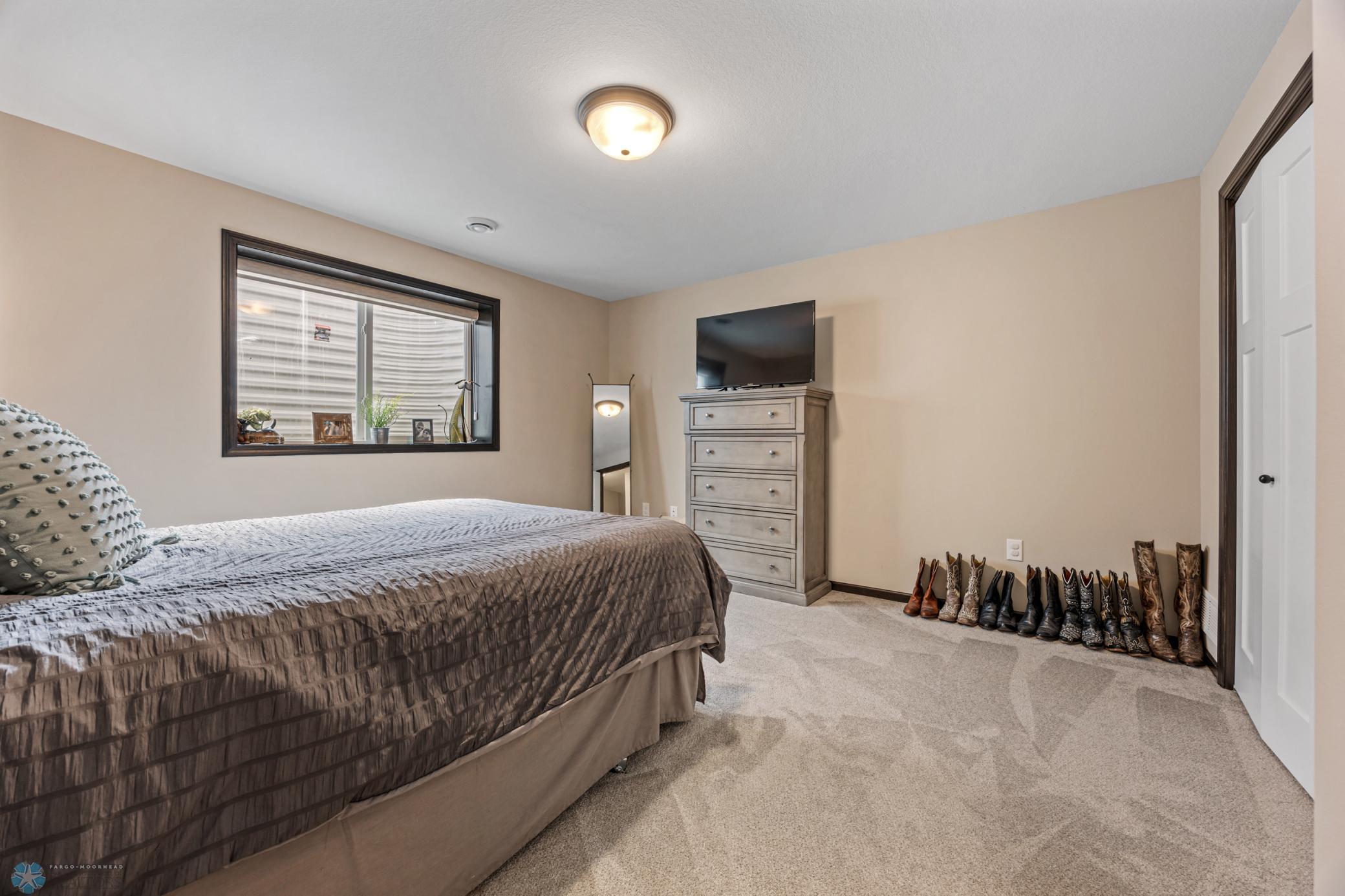 Horace, North Dakota 58047, United States, 4 Bedrooms Bedrooms, ,3 BathroomsBathrooms,Residential,Active,213587