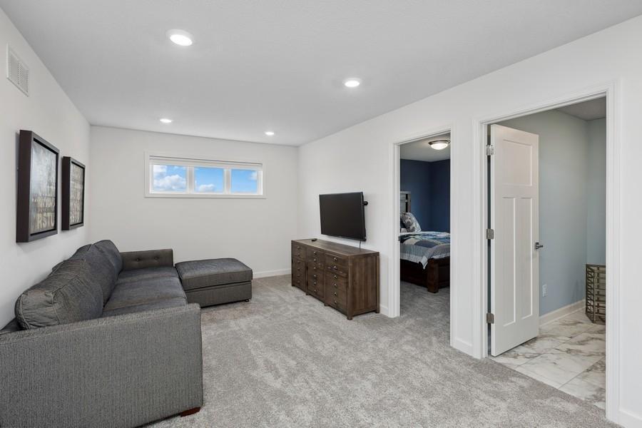 716 Longmeadow Lane, Waconia, Minnesota image 10