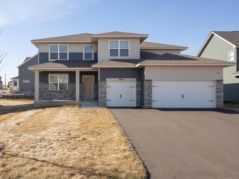 Homes For Sale - 10691 Bent Pine Lane<br/> Washington County, Woodbury, MN 55129
