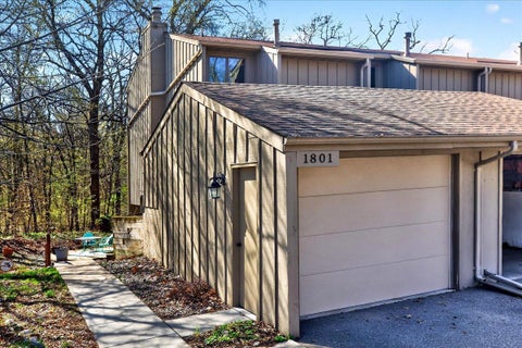 Townhouse For Sale - 1801 Yuma Lane<br/> Plymouth, MN 55447