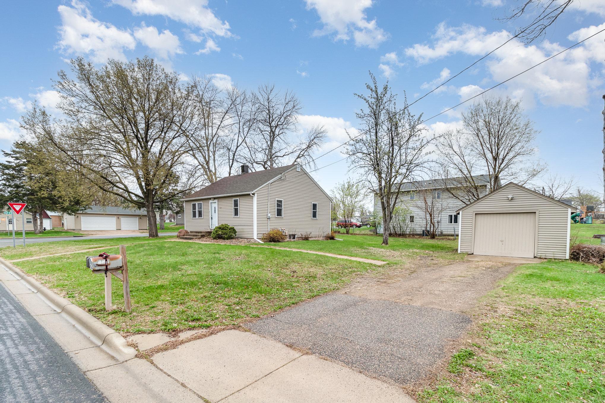 425 E Court Street, Belle Plaine, Minnesota image 14