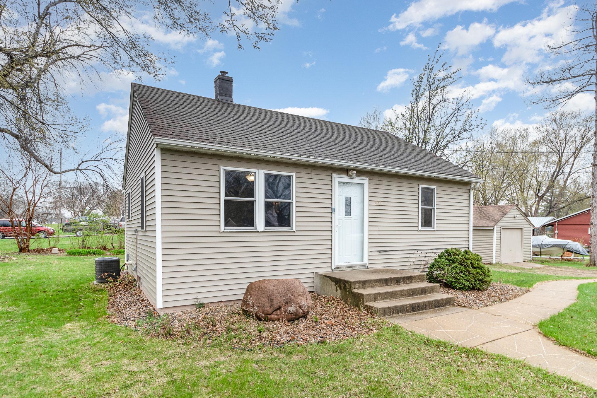 425 E Court Street, Belle Plaine, Minnesota image 1