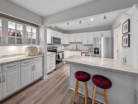 Condo For Sale - 1350 Douglas Drive<br/> Minneapolis, MN 55422