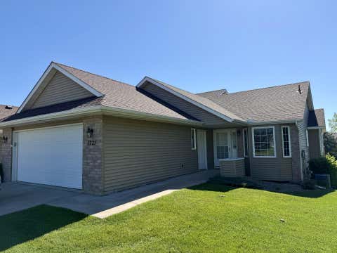 Townhouse For Sale - 1721 Carleton Drive<br/> Hastings, MN 55033