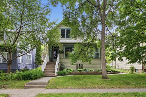 Homes For Sale - 1041 5th Street<br/> Fargo, ND 58102
