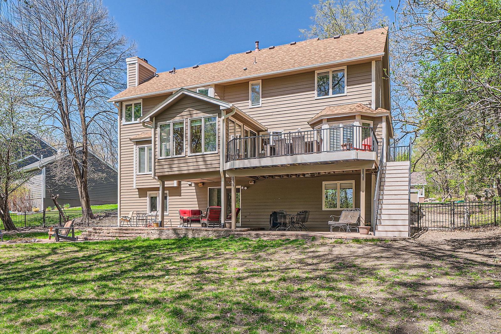1237 Summit Oaks Drive, Burnsville, Minnesota image 29