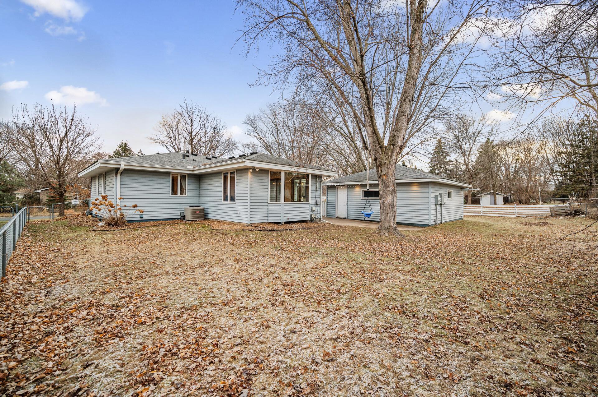 8332 Little Road, Bloomington, Minnesota image 35