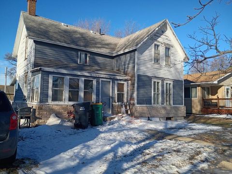 Apartment For Sale - 309 Bush Street<br/> Lakefield, MN 56150