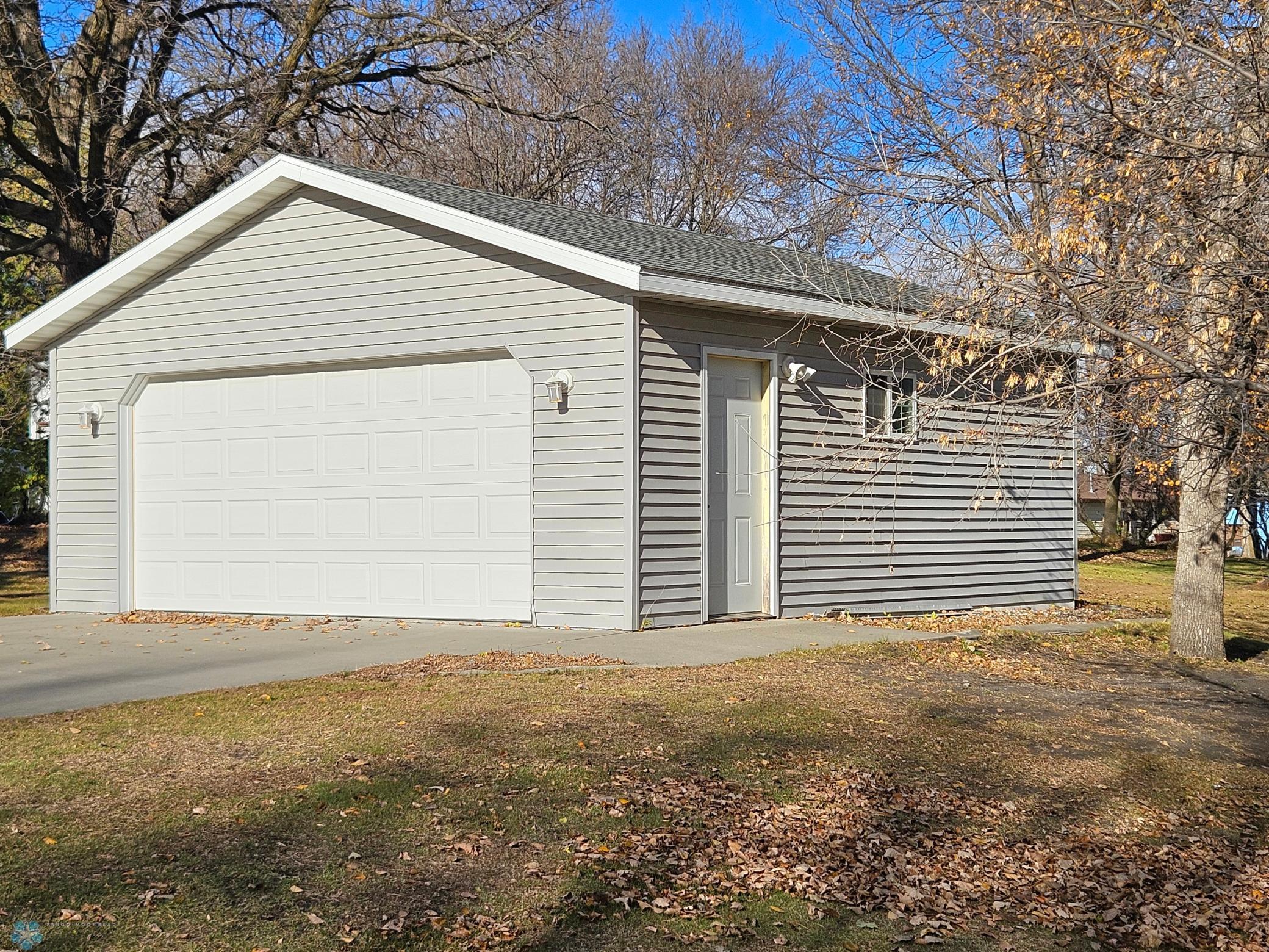 5014 5th Street, Lake Park, Minnesota image 3