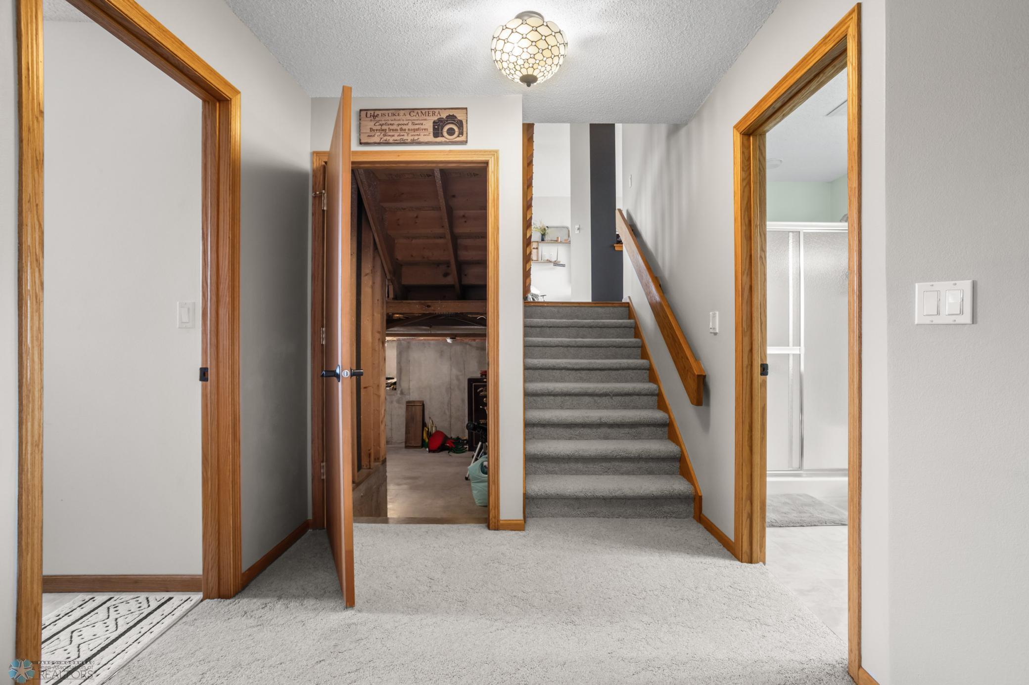 8112 Edward Drive, Wahpeton, North Dakota image 22
