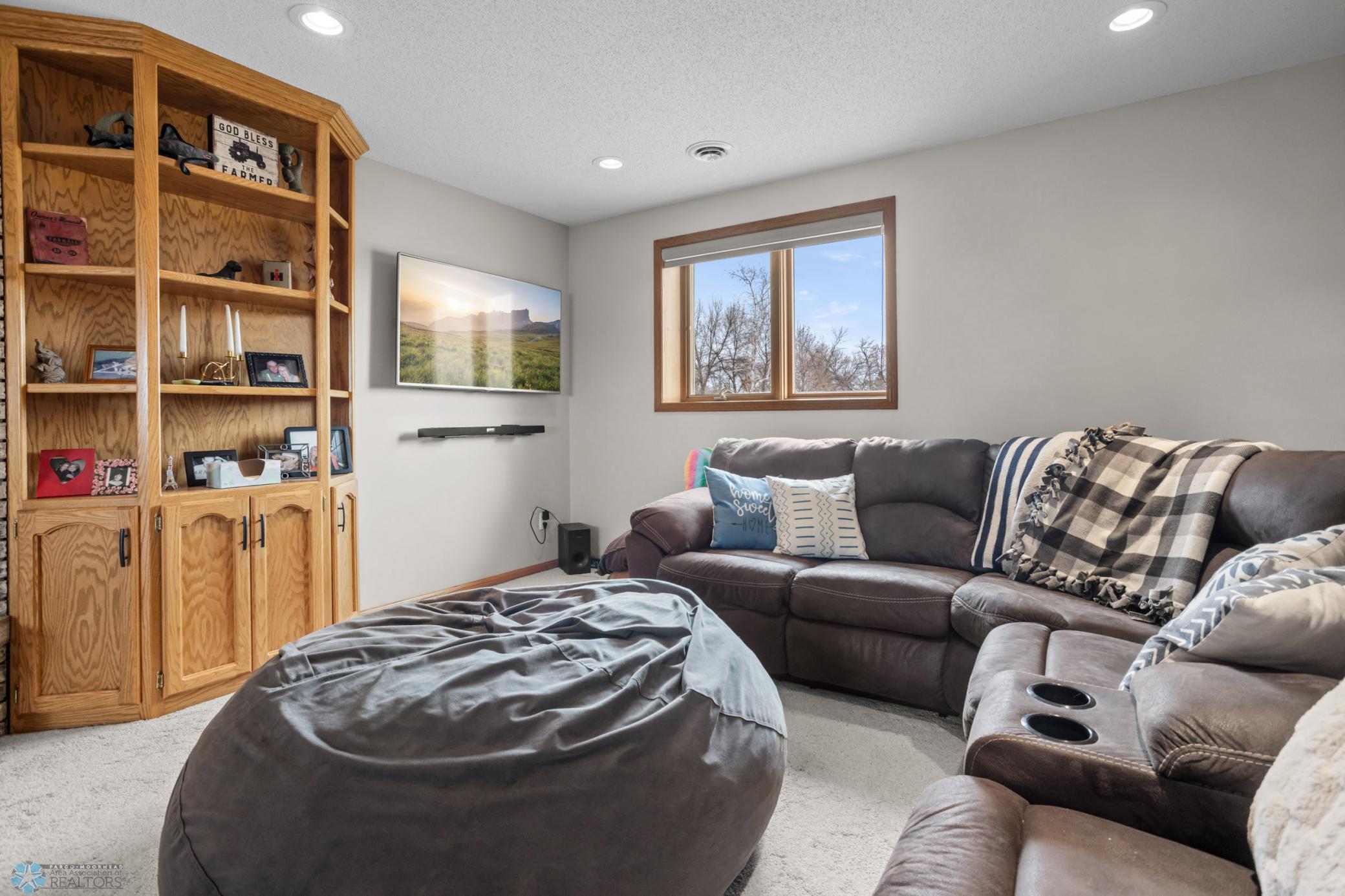 8112 Edward Drive, Wahpeton, North Dakota image 23