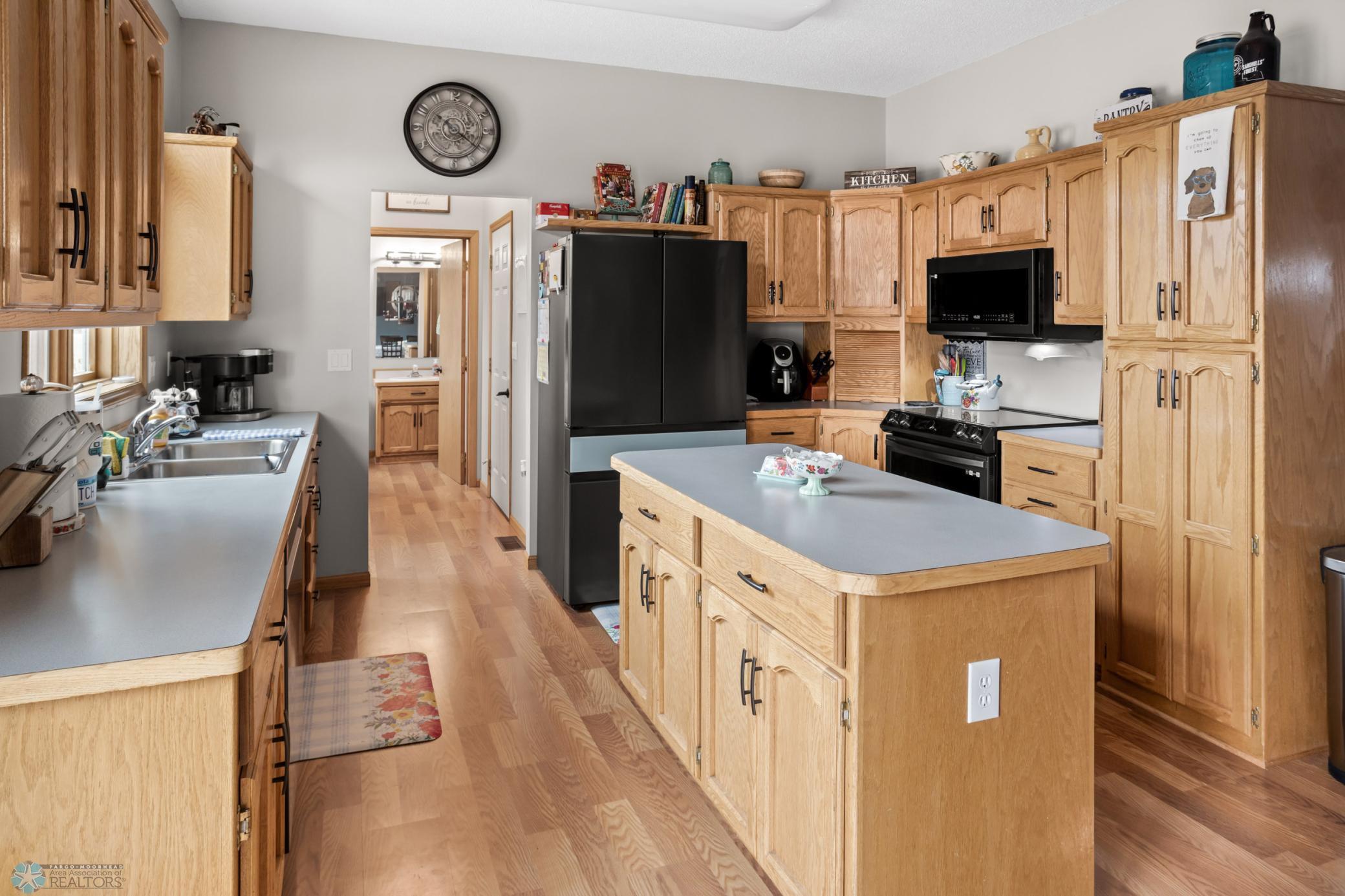 8112 Edward Drive, Wahpeton, North Dakota image 11