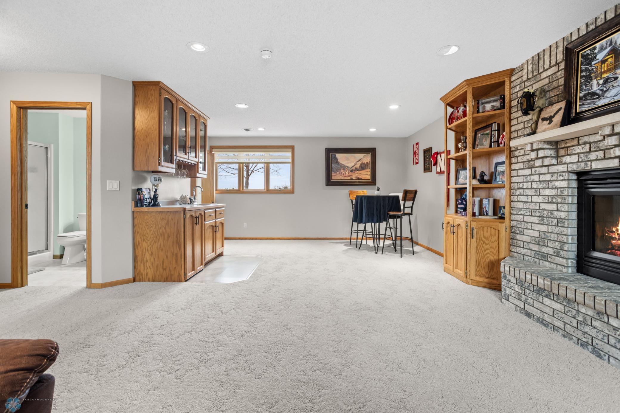 8112 Edward Drive, Wahpeton, North Dakota image 24