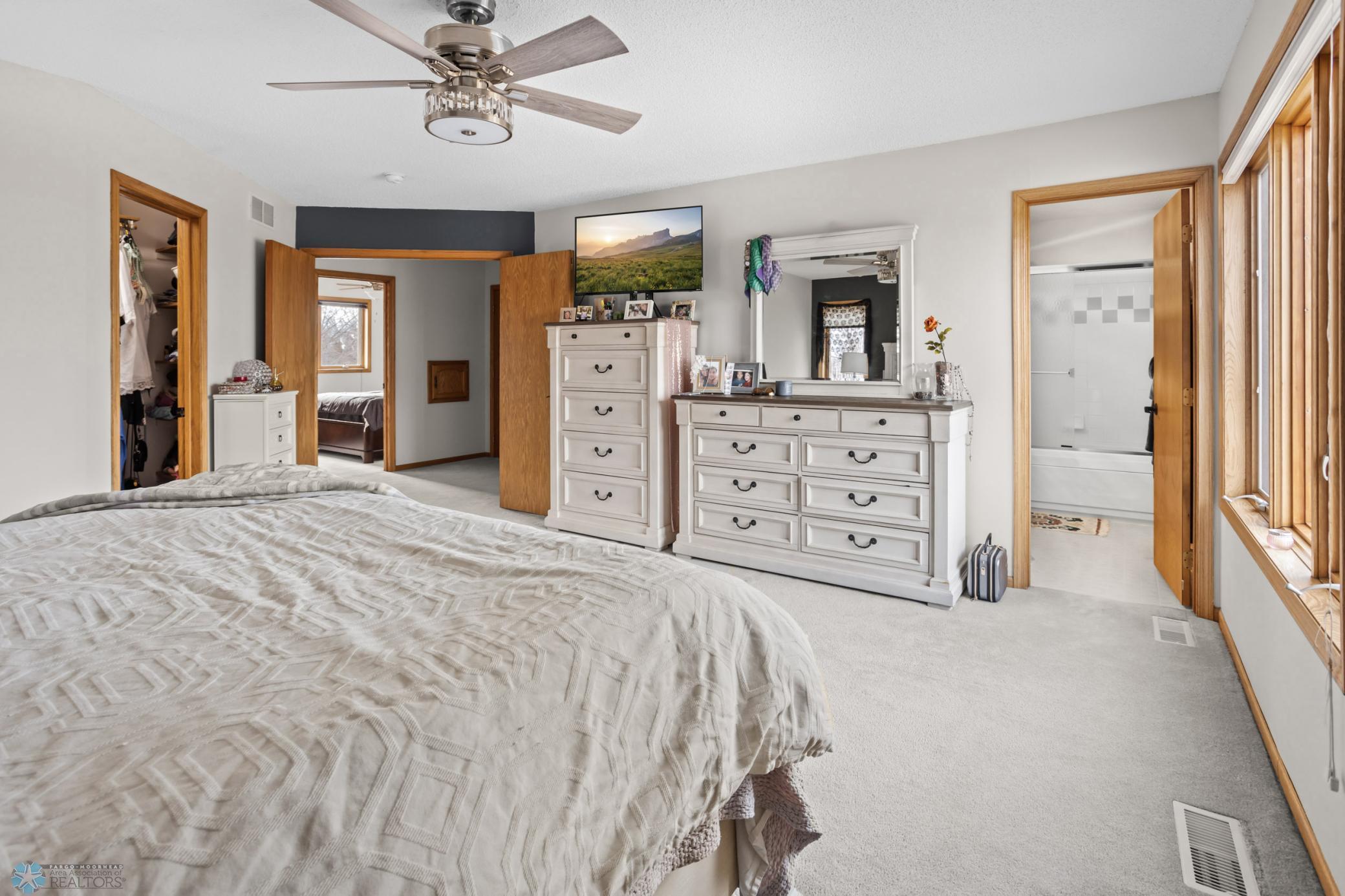 8112 Edward Drive, Wahpeton, North Dakota image 43