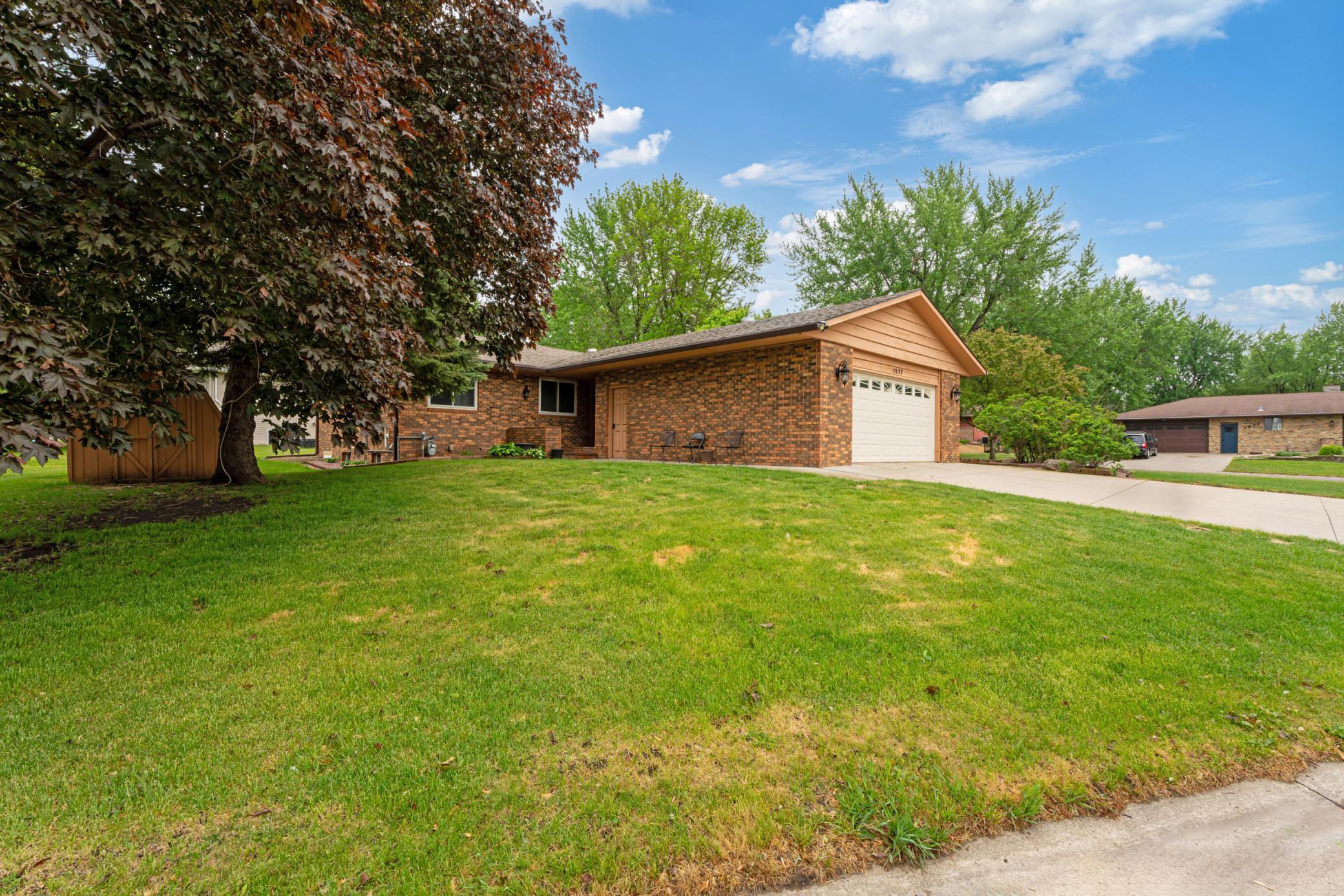1977 Bay Street, Worthington, Minnesota image 2