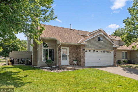 Townhouse For Sale - 10751 Redwood Street<br/> Coon Rapids, MN 55433