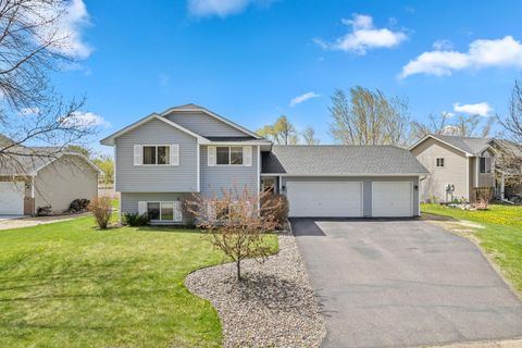 Homes For Sale - 510 1st Street<br/> Montrose, MN 55363