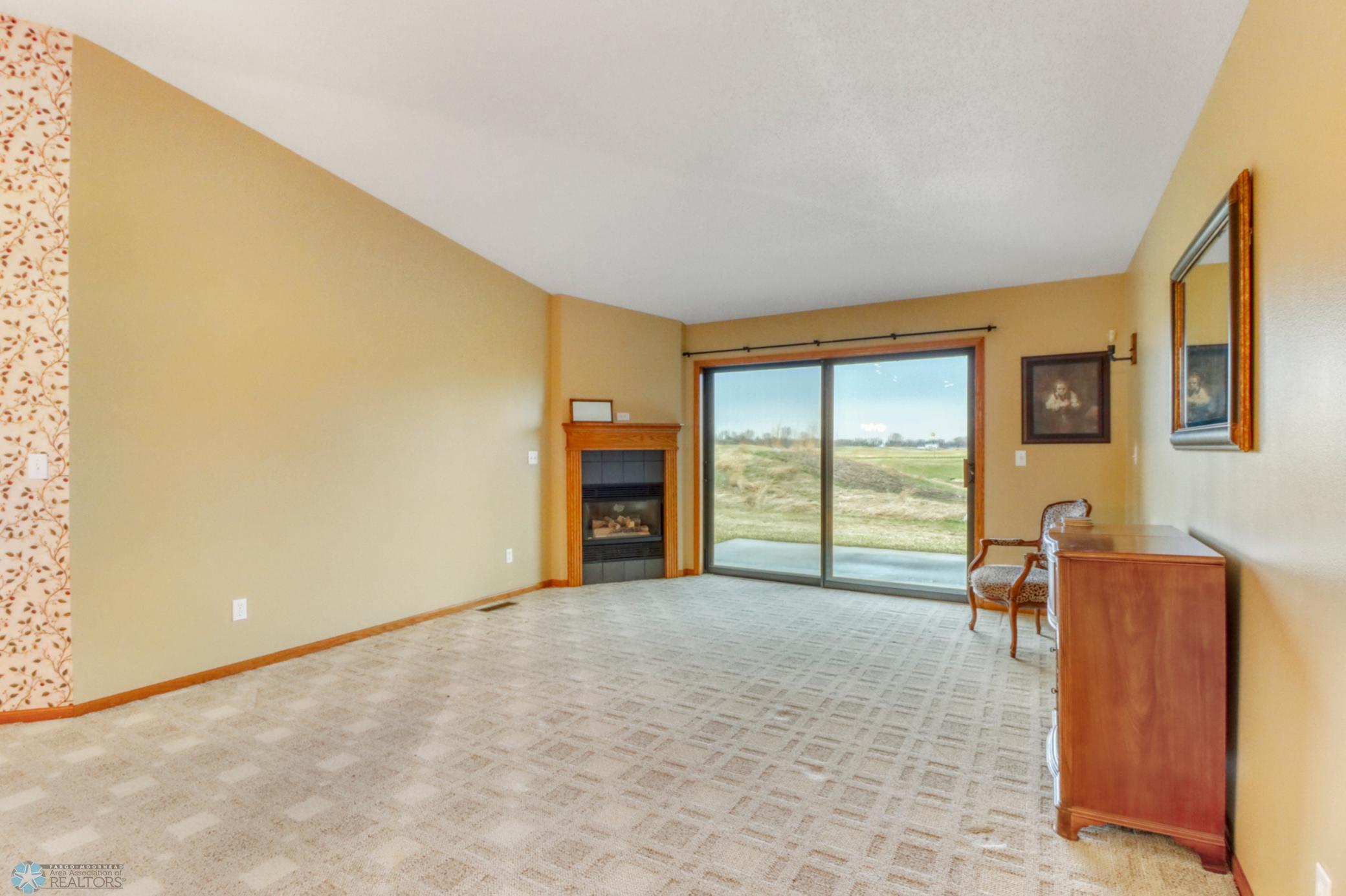 1101 30th Street, Moorhead, Minnesota image 9
