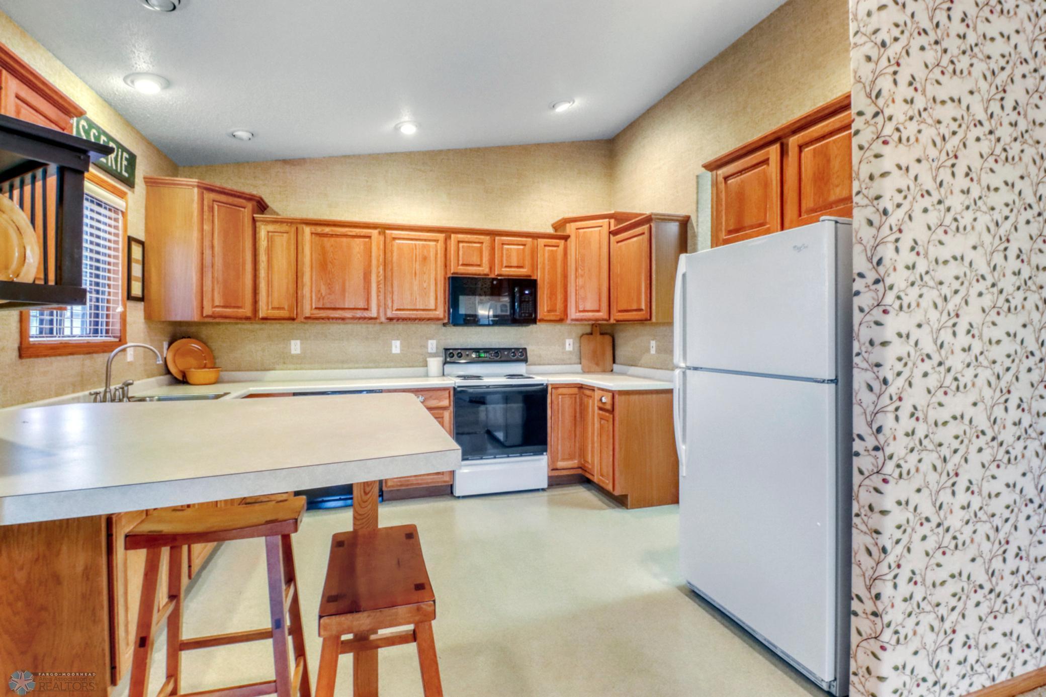 1101 30th Street, Moorhead, Minnesota image 14