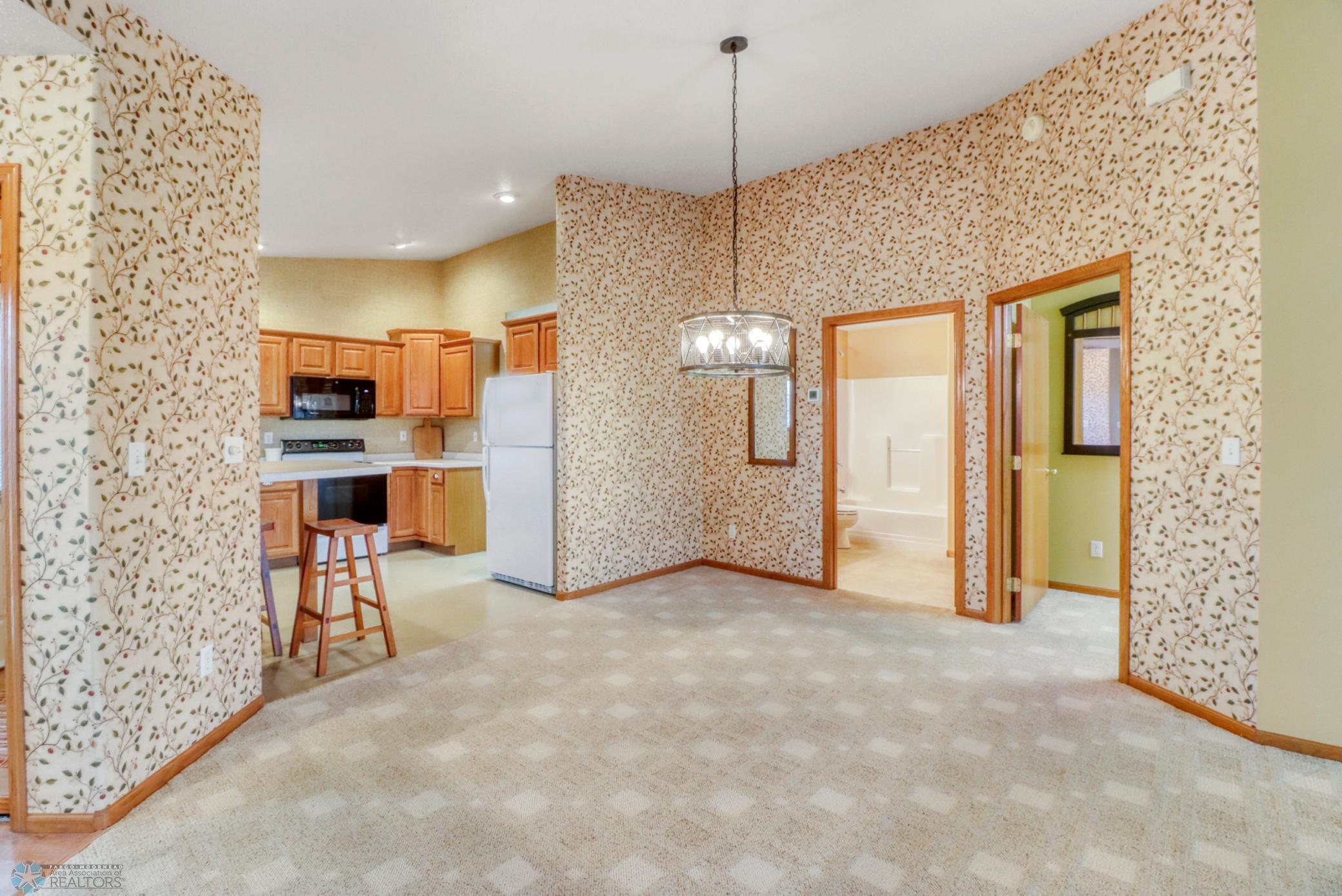 1101 30th Street, Moorhead, Minnesota image 3